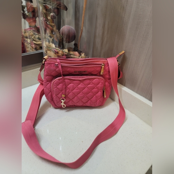 MZ Wallace Metro Scout Deluxe Crossbody Bag - Picture 1 of 6